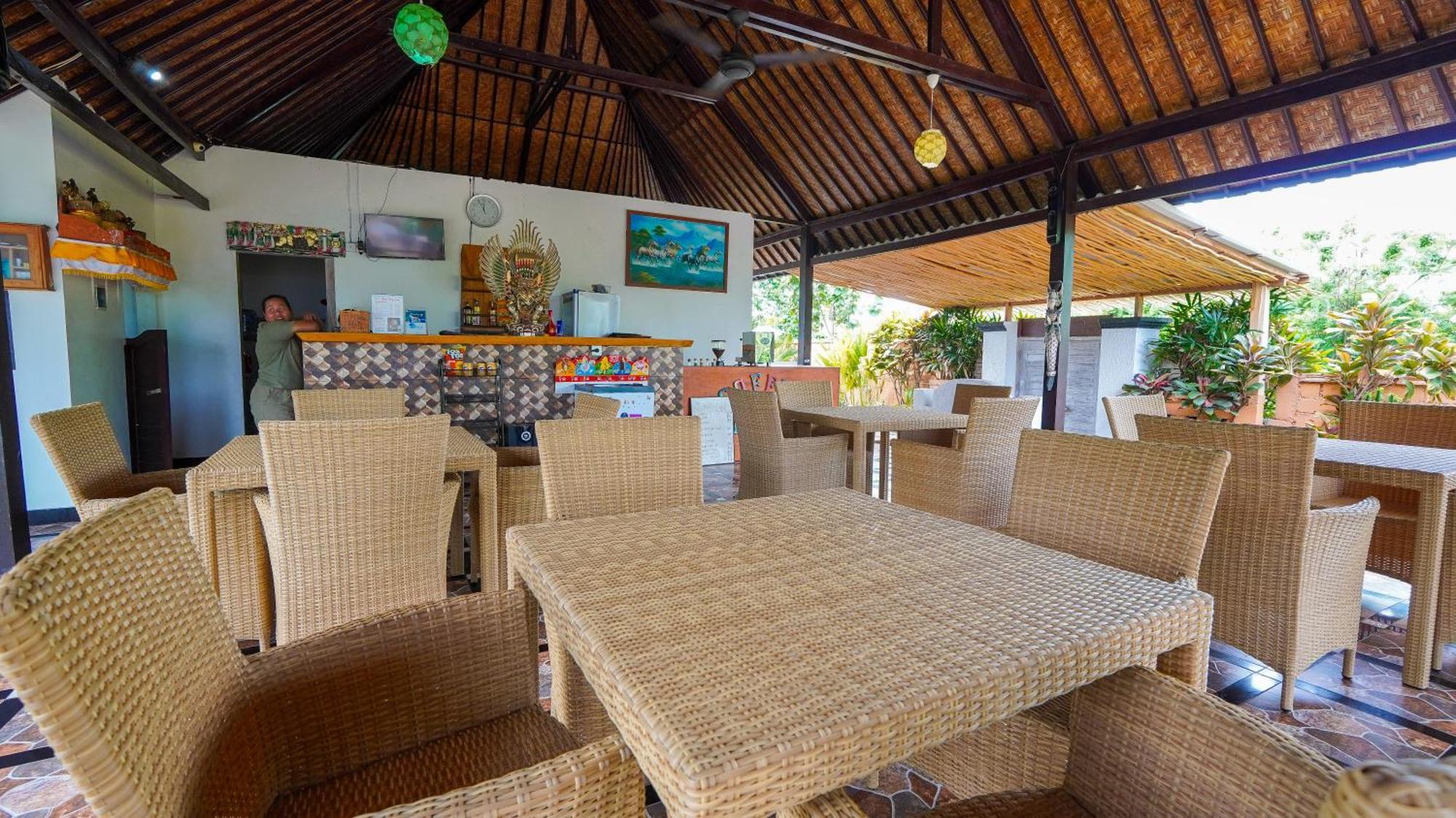 Bali Belva Hotel Nusa Lembongan  Exterior photo