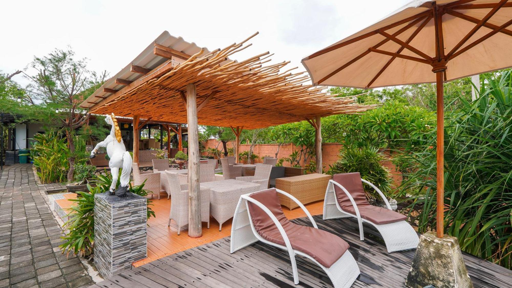 Bali Belva Hotel Nusa Lembongan  Exterior photo